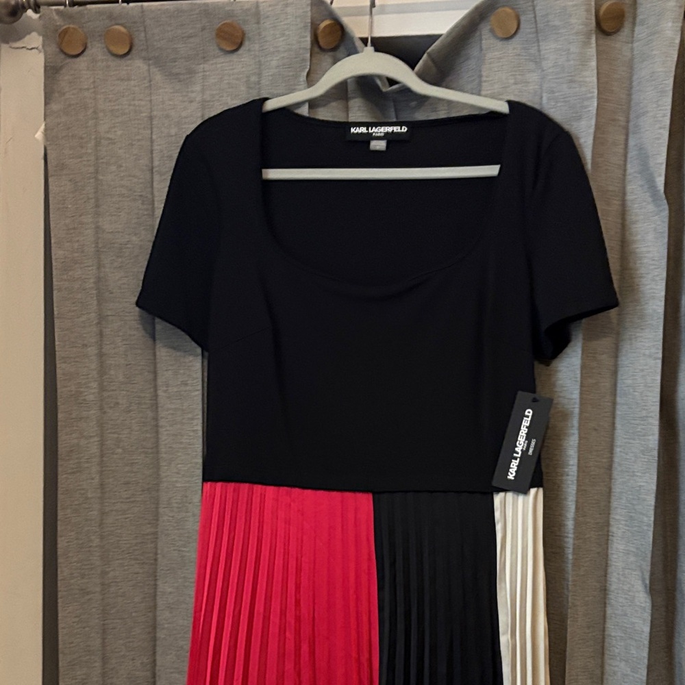 Karl Lagerfeld Black, Pink, and White Short Sleeve Top